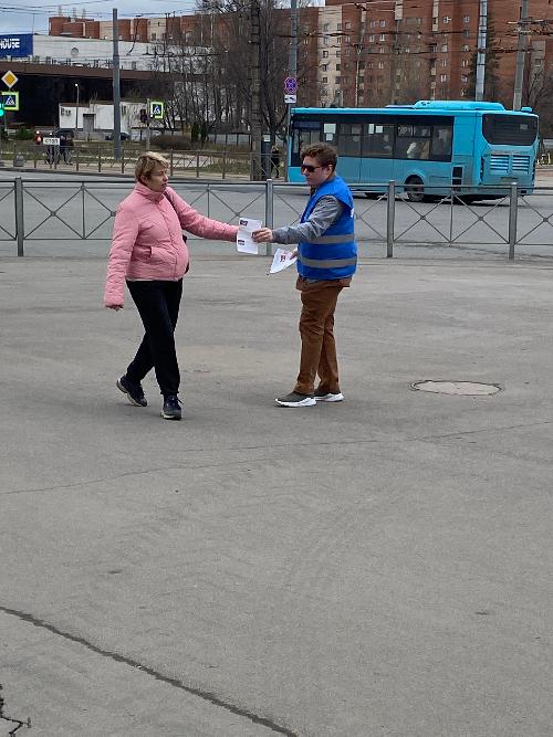 14 апреля на пересечение проспекта Ветеранов и ул. Партизана Германа проведено уличное мероприятие, направленное на укрепление межнационального и межконфессионального согласия